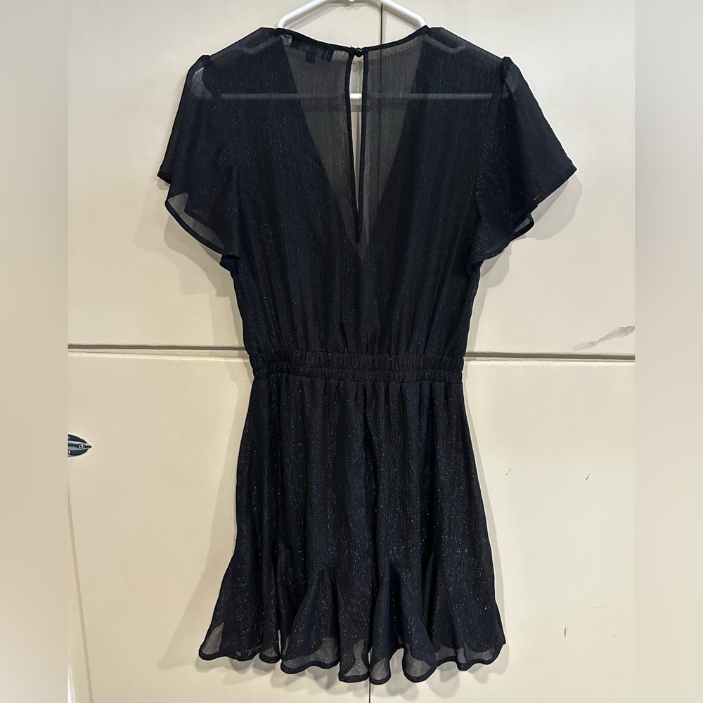 Black shimmer short dress M